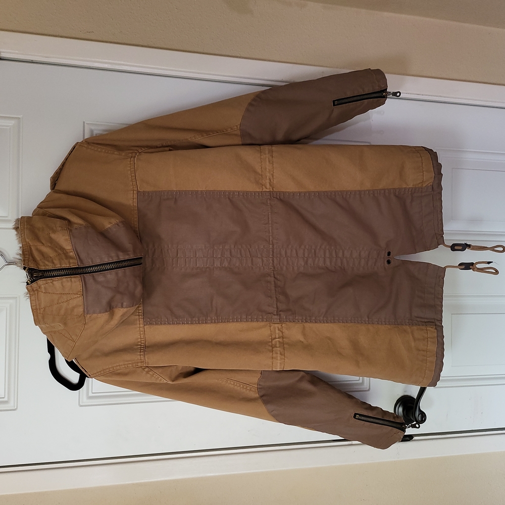Rare Forever 21 jacket with zip out Fur lining Trench Coat Large - Picture 5 of 12